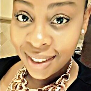 Meet your Posher, Aqueelah